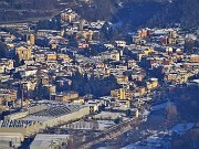 22 Maxi zoom sul centro di Zogno, da dove vedo il Linzone